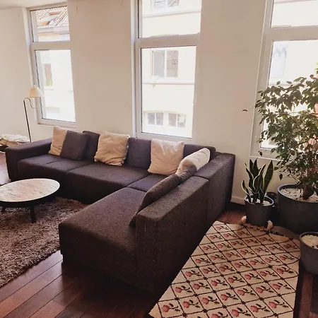 Architectural House Near City Center - 20min Walk Villa *