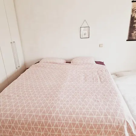 Villa Architectural House Near City Center - 20min Walk *